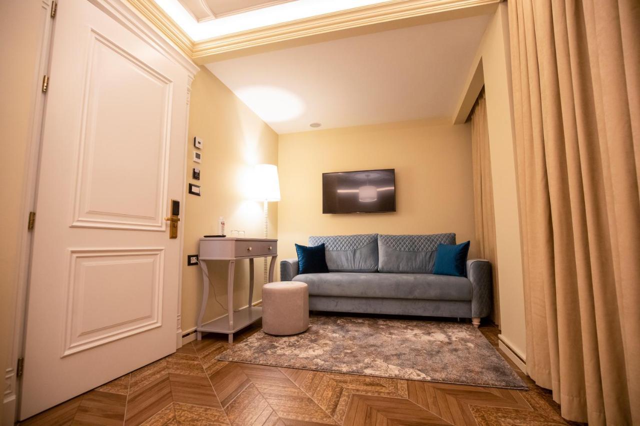 Vila Ekrem Korce Exteriér fotografie