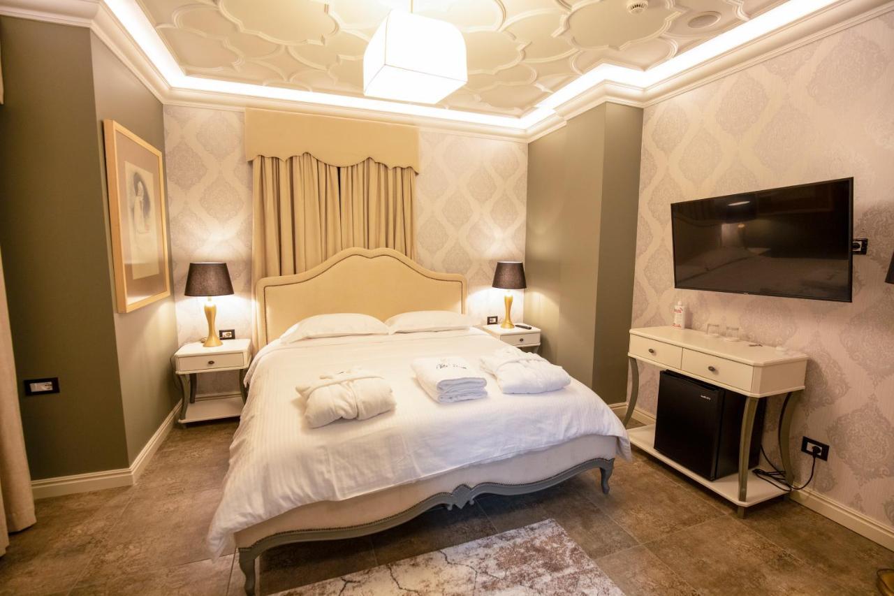 Vila Ekrem Korce Exteriér fotografie